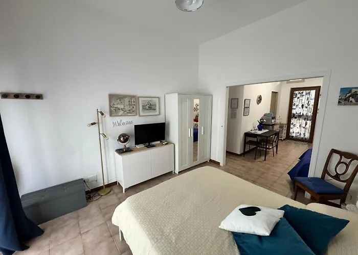 Casa Azzurra ג'ובינאצו